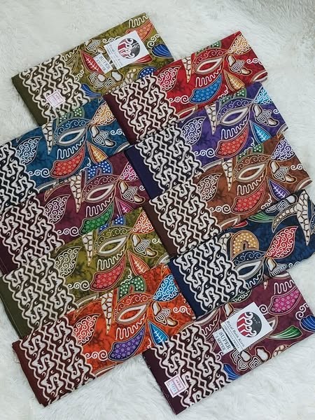 Royal Batik Keris