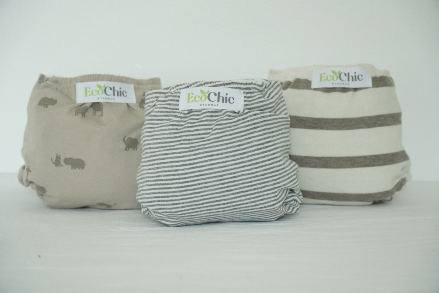 Ecochic 3 Layer ပြန်လျော် သုံး Cloth Diaper Pack