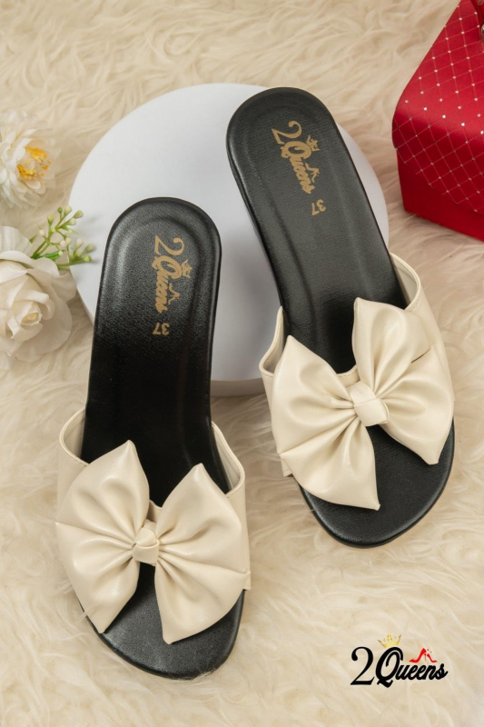 2 Queens Sandal 00-3